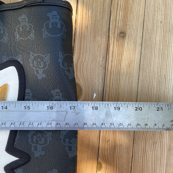 Loungefly Aggretsuko Black and Yellow Tote - Picture 8 of 12